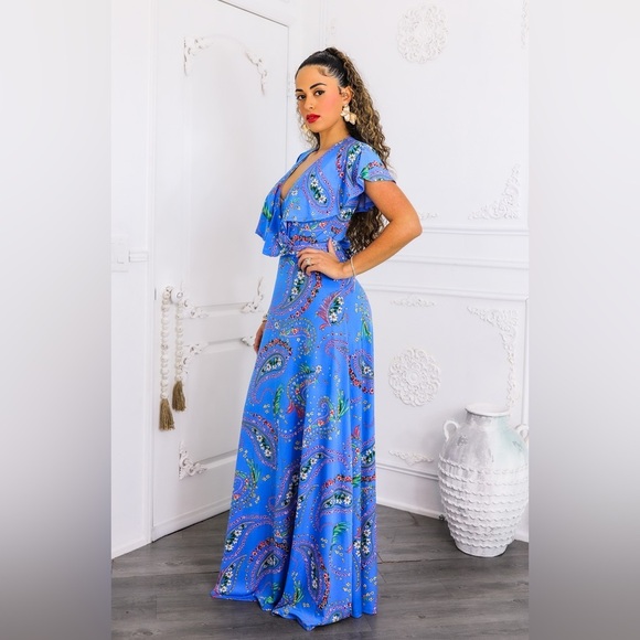 Elegant Blue Paisley Maxi Dress - Picture 3 of 8